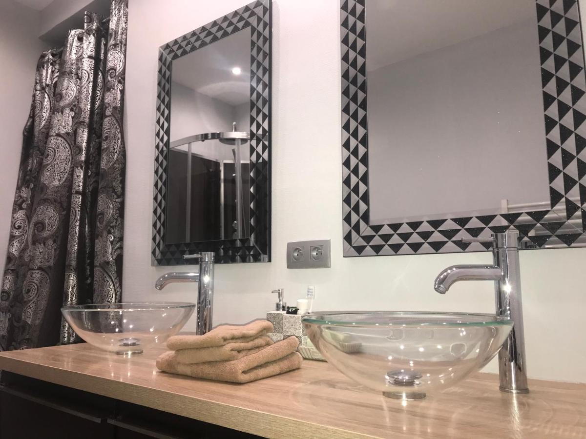 מנטון Appartement Terrasse Dans Palace Centre Ville מראה חיצוני תמונה