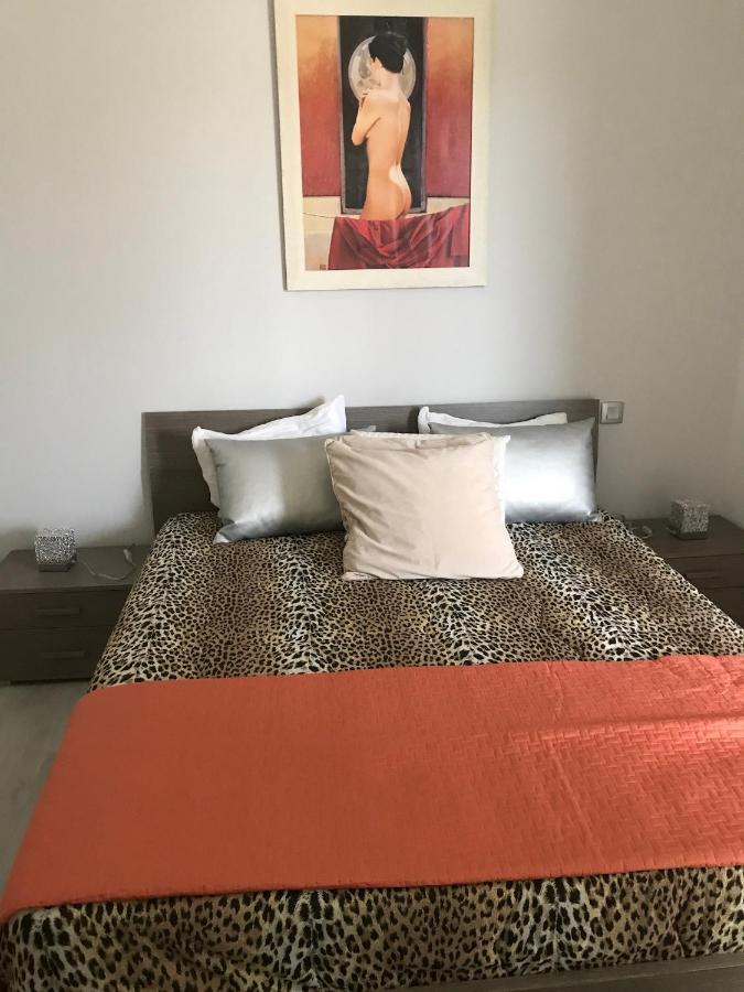 מנטון Appartement Terrasse Dans Palace Centre Ville מראה חיצוני תמונה